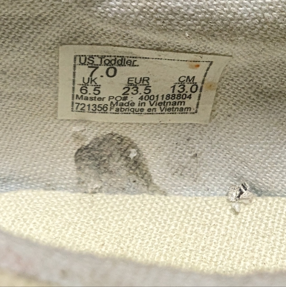 Vans - Picture 3 of 4